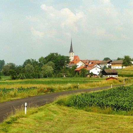 Gasthof Zum Kirchenwirt Kirchdorf am Inn Exterior photo
